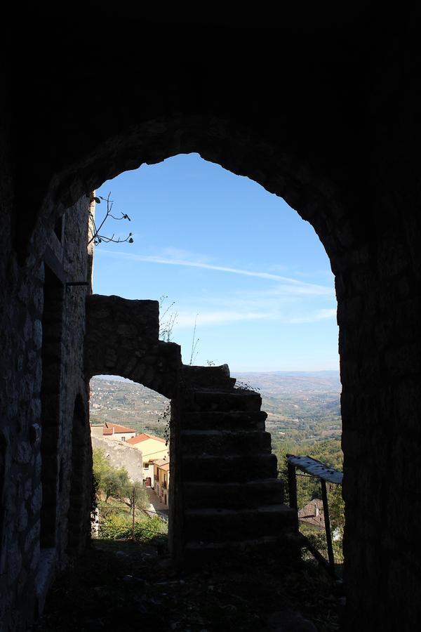 Отель La Chiazzolla Campoli del Monte Taburno Экстерьер фото
