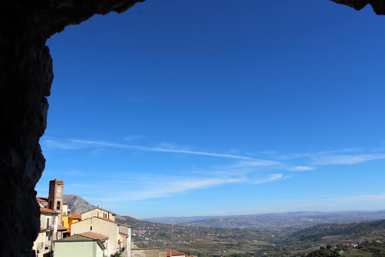 Отель La Chiazzolla Campoli del Monte Taburno Экстерьер фото